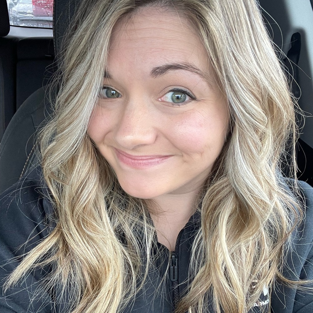 Meet your Posher, Kelli
